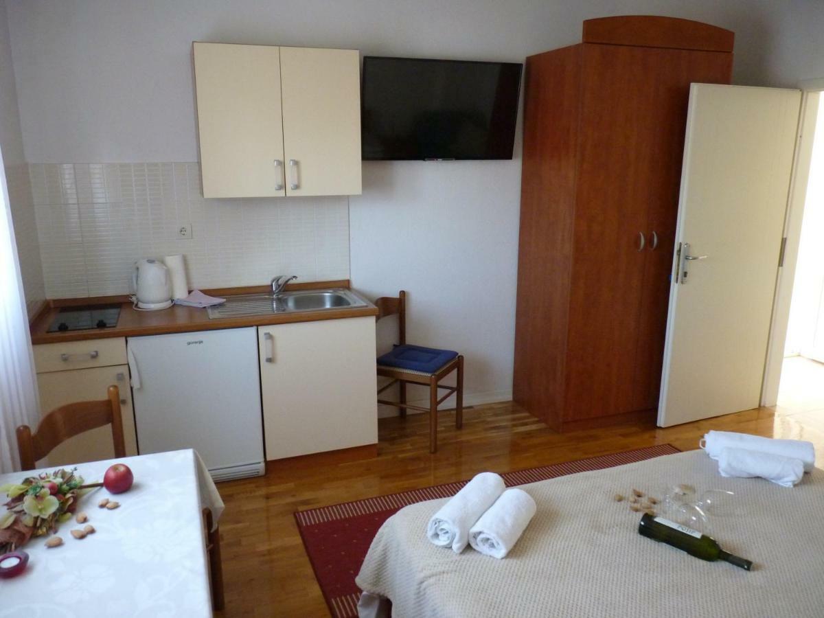 Apartments Bombonin Makarska Exterior foto